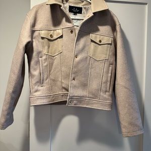 Beige bomber jacket NWT